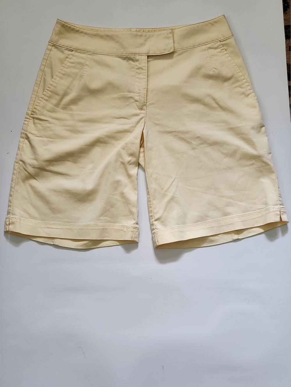 Women’s Light Yellow Tailored Stretch Shorts
